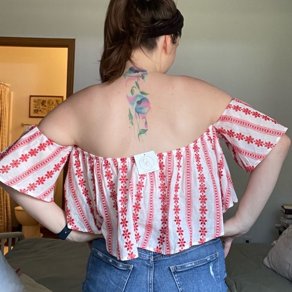 Gypsy-Style Cropped Blouse NWT - Picture 3 of 4